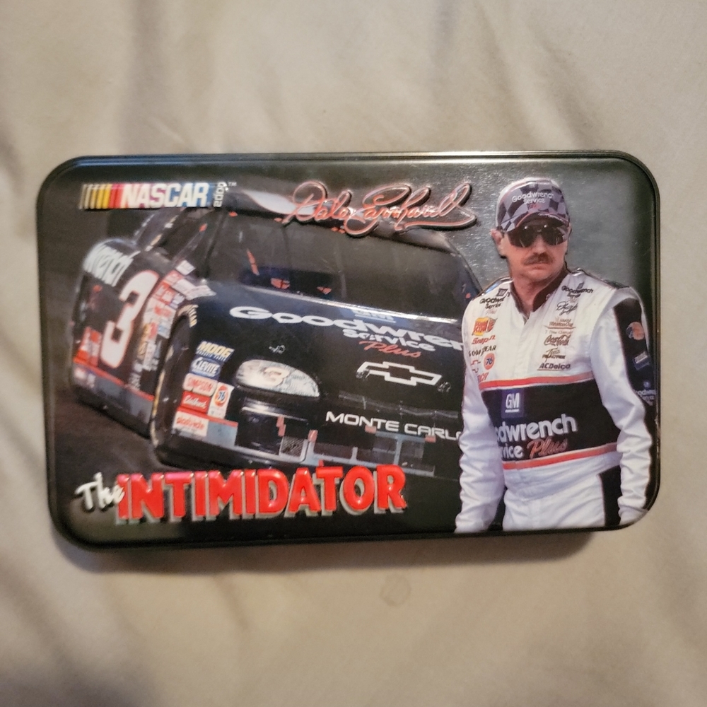 Dale Earnhardt Sr. Playing Cards (2 decks) in Collectible Tin NASCAR 2000